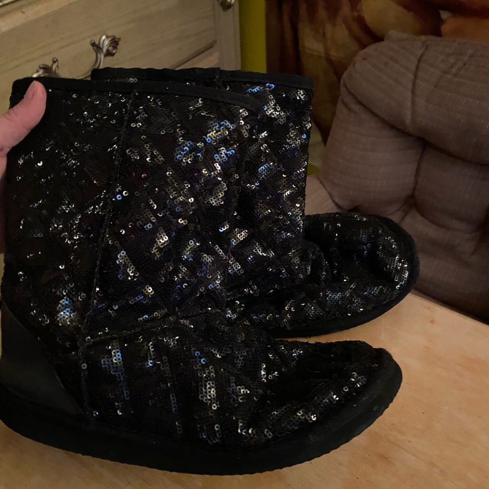 Size 8 sparkle boots